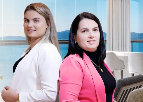 Alini e Maria Luisa, corretoras da LA Imóveis